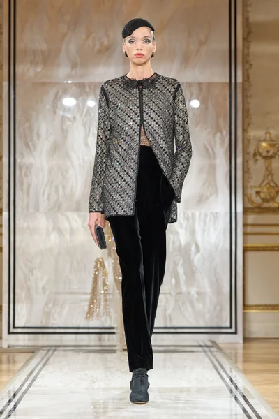 Look 43